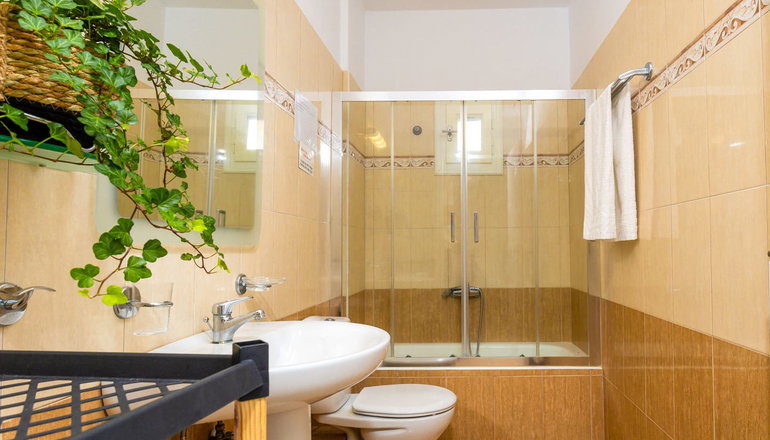 Sahara Beach Apartments - Καστράκι, Νάξος