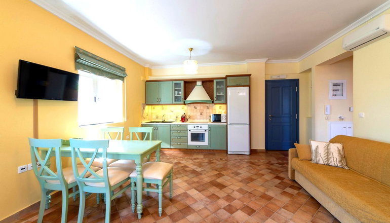 Nautilus Luxury Suites - Γαλαξίδι