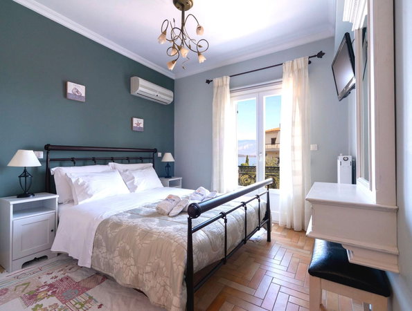 Nautilus Luxury Suites - Γαλαξίδι