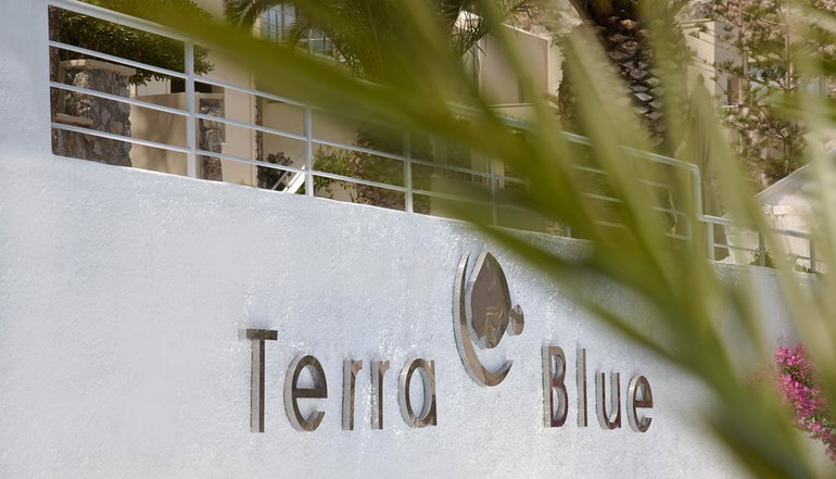 Terra Blue Santorini - Καμάρι, Σαντορίνη