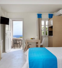 Terra Blue Santorini - Καμάρι, Σαντορίνη