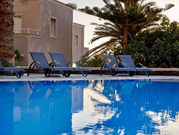Terra Blue Santorini - Καμάρι, Σαντορίνη