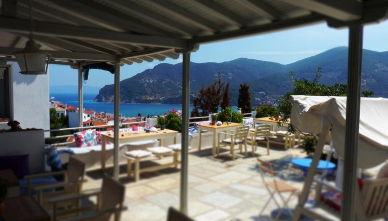 Thea Home Hotel by Booking Kottas