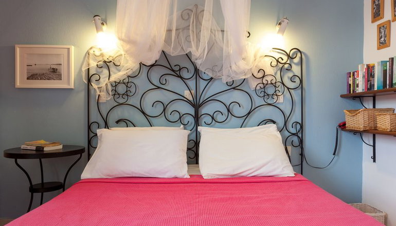 Thea Home Hotel by Booking Kottas