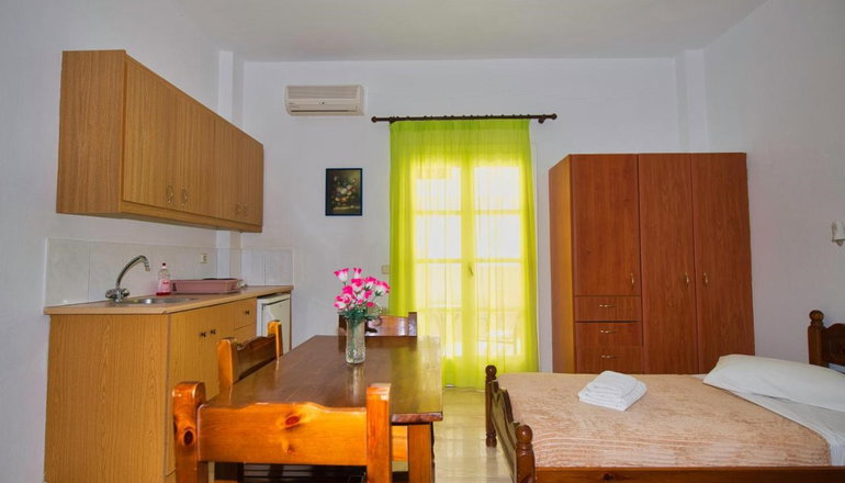 Ira Apartments - Καμάρι, Σαντορίνη