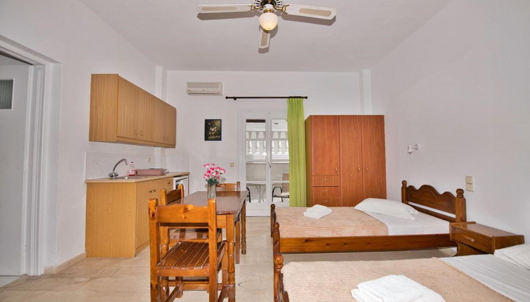 Ira Apartments - Καμάρι, Σαντορίνη
