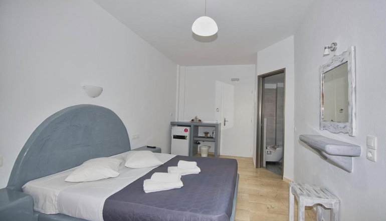 Ira Apartments - Καμάρι, Σαντορίνη