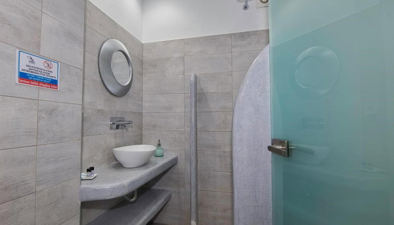 Ira Apartments - Καμάρι, Σαντορίνη