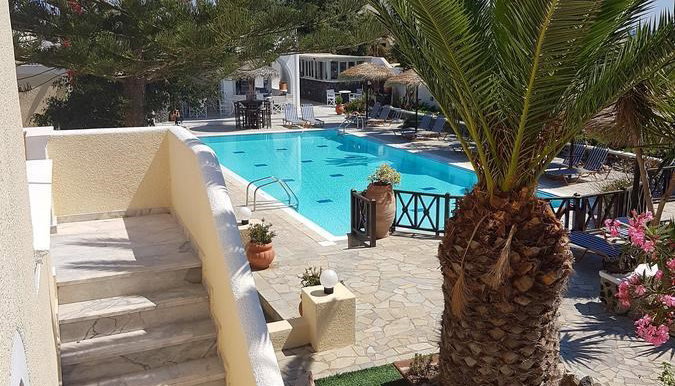 Ira Apartments - Καμάρι, Σαντορίνη