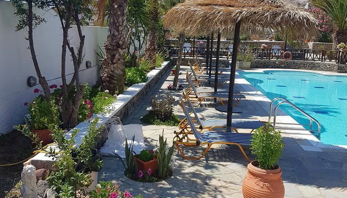 Ira Apartments - Καμάρι, Σαντορίνη