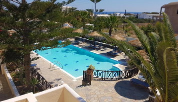 Ira Apartments - Καμάρι, Σαντορίνη