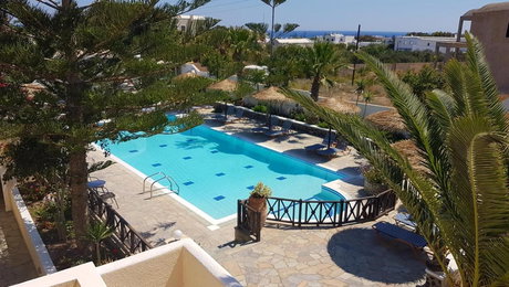 Ira Apartments - Καμάρι, Σαντορίνη