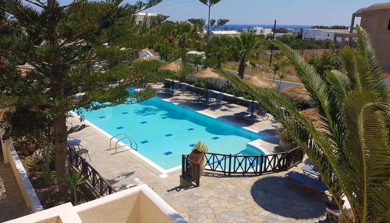 Ira Apartments - Καμάρι, Σαντορίνη