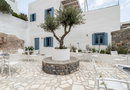 Πάρος με πρωινό για 2 άτομα