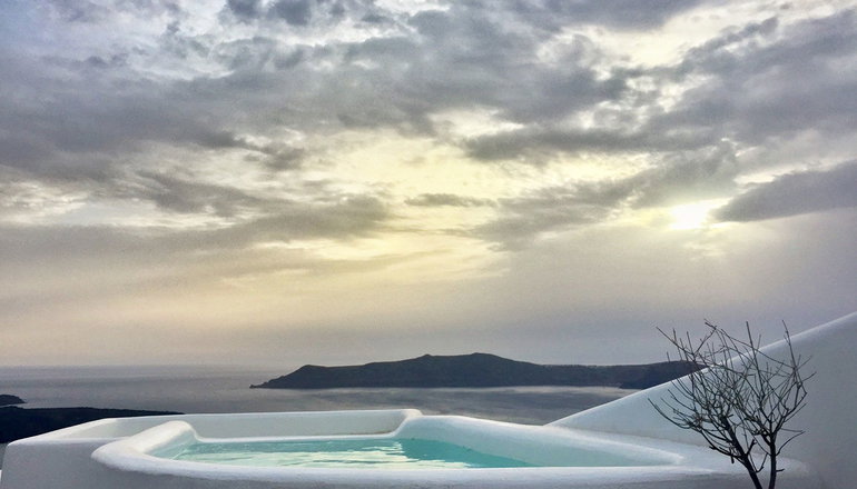 Mirabo Luxury Villas - Φηροστεφάνι, Σαντορίνη