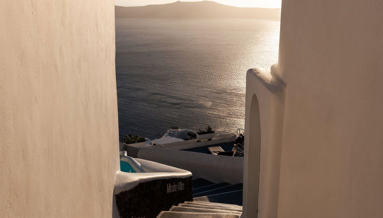Mirabo Luxury Villas - Φηροστεφάνι, Σαντορίνη