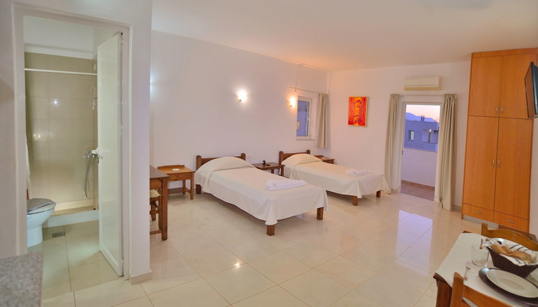 Reina Apartments - Γεωργιούπολη, Κρήτη