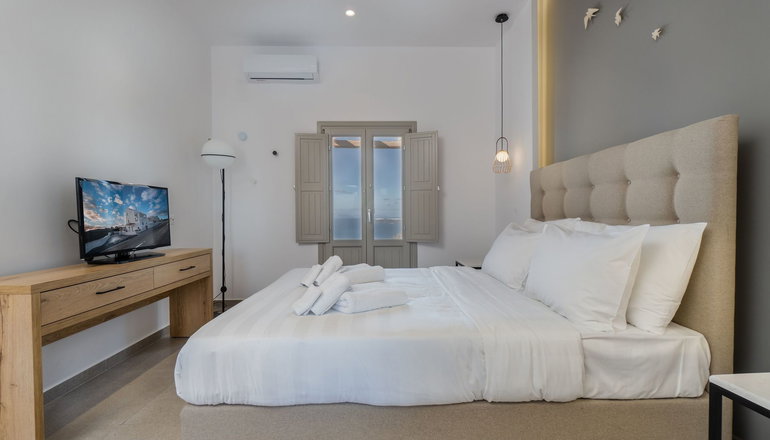 Symphony Suites - Πύργος, Σαντορίνη