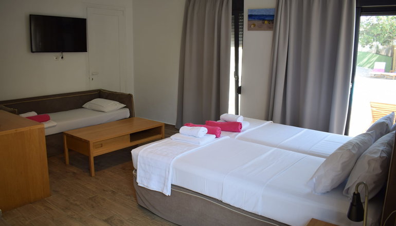 Almyra Holiday Village - Αιδηψός