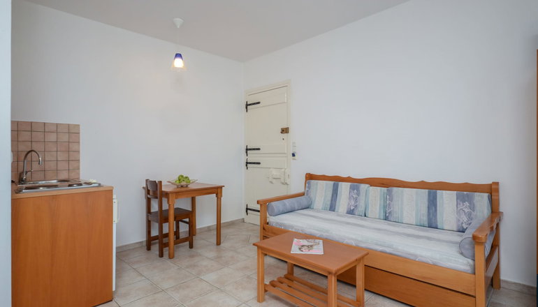 Hotel Three Lakes - Άγιος Προκόπιος, Νάξος