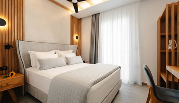 Phaistos Suites - Άγιος Προκόπιος, Νάξος
