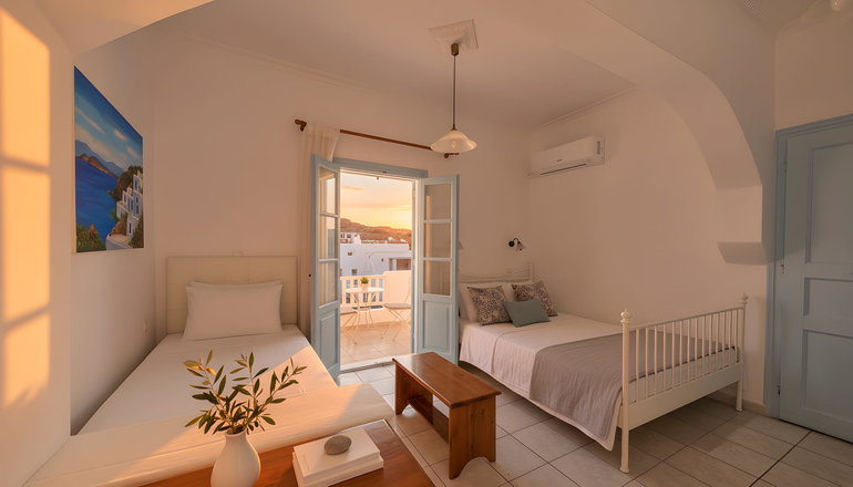 Lume D'Oro Syros - Κίνι, Σύρος