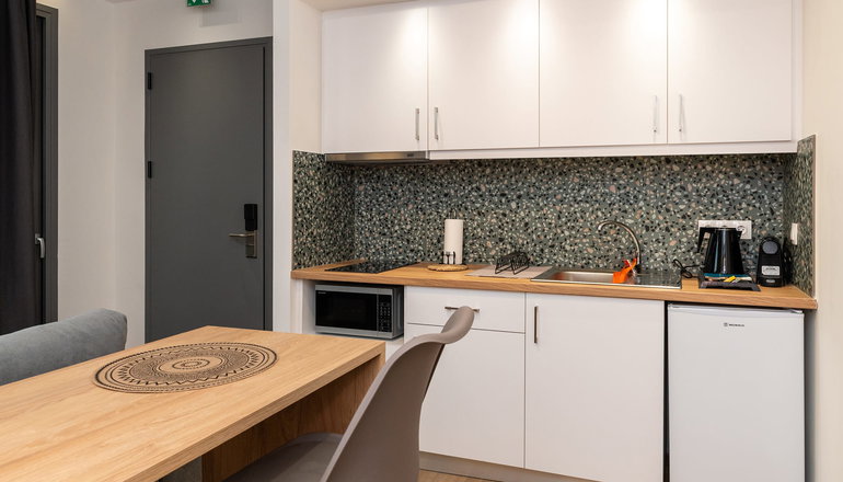 Enalis Studios & Apartments - Καρφάς, Χίος