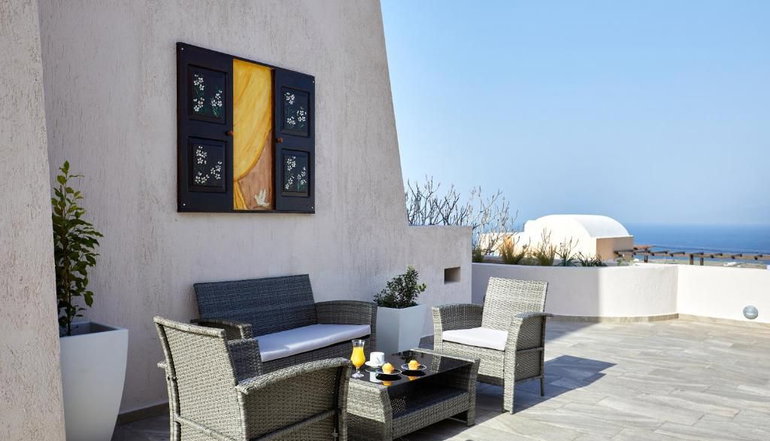 Alyvia Suites - Φοινικιά, Σαντορίνη