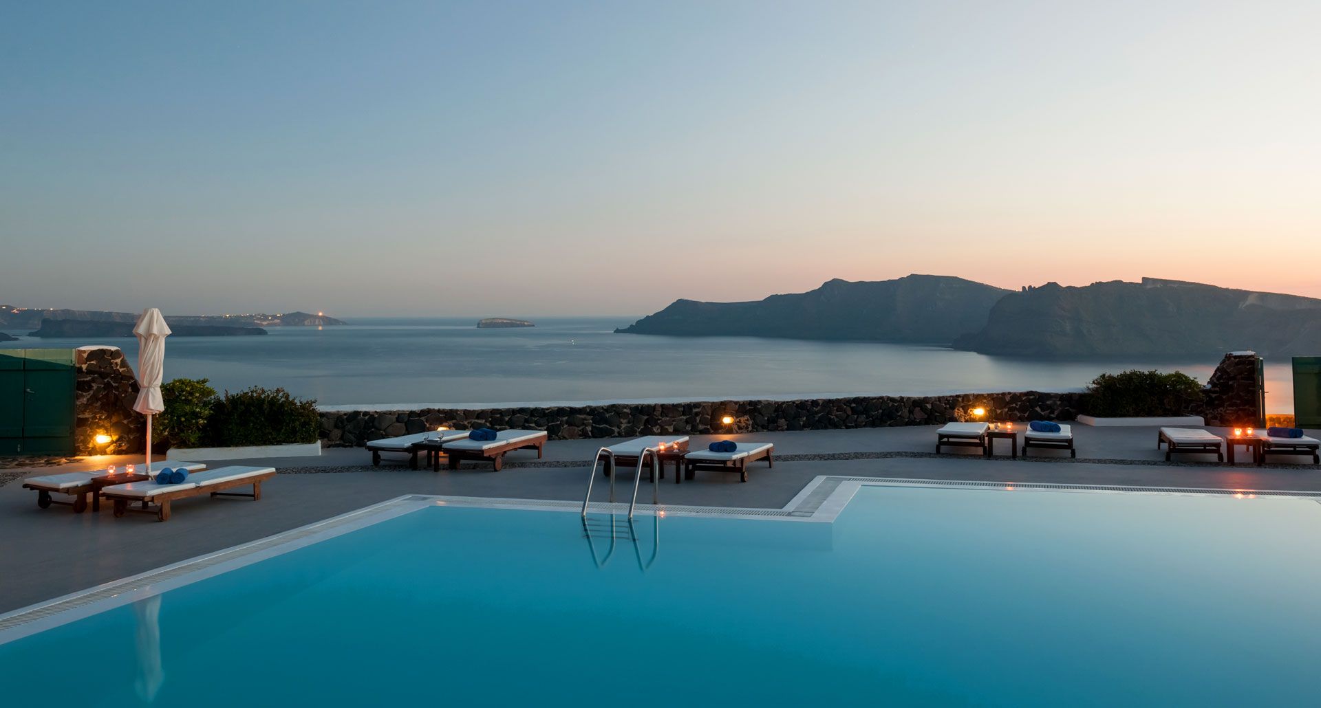 Strogili Traditional Houses - Οία, Σαντορίνη
