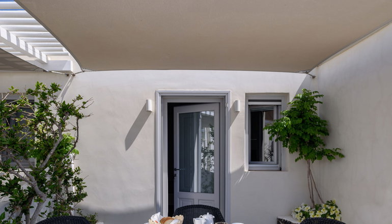 Strogili Traditional Houses - Οία, Σαντορίνη