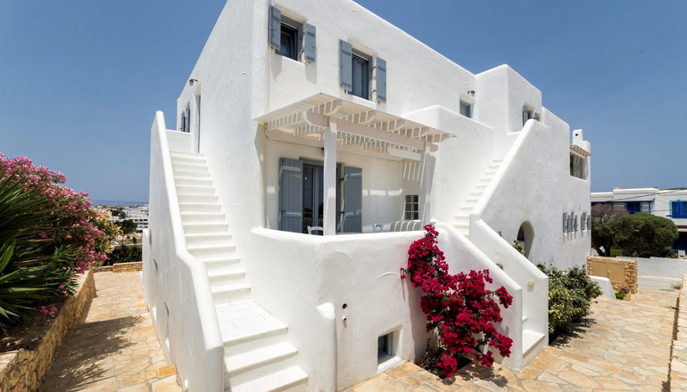 Aegean Colors - Άνω Κουφονήσι, Κουφονήσια