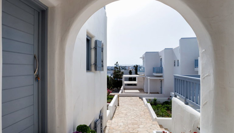 Aegean Colors - Άνω Κουφονήσι, Κουφονήσια