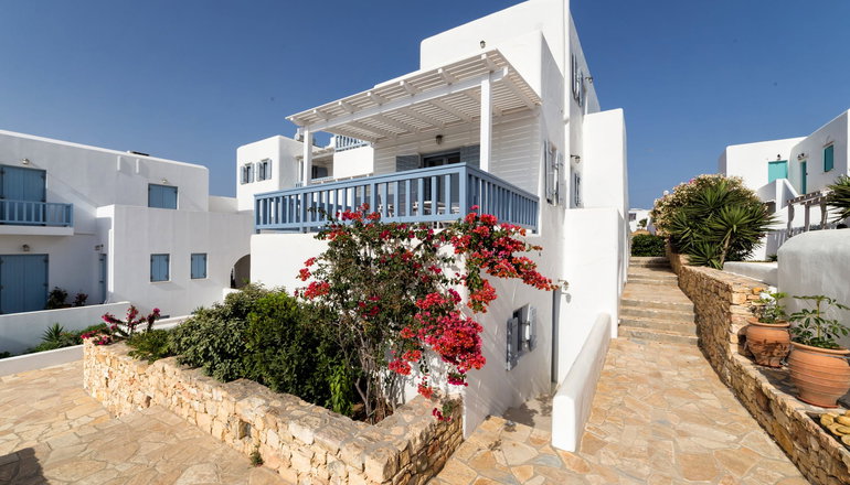 Aegean Colors - Άνω Κουφονήσι, Κουφονήσια