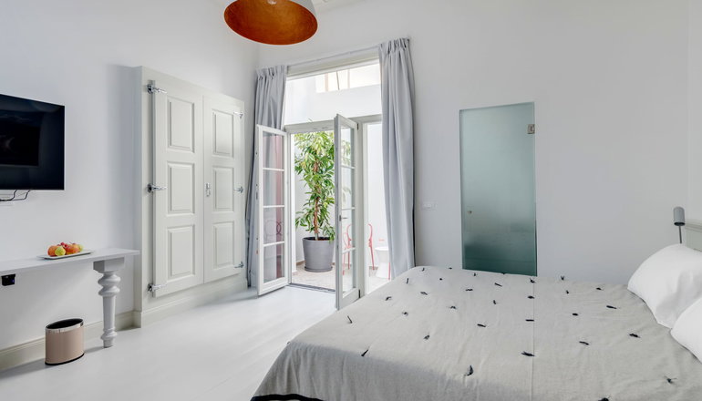 Skylight Suites