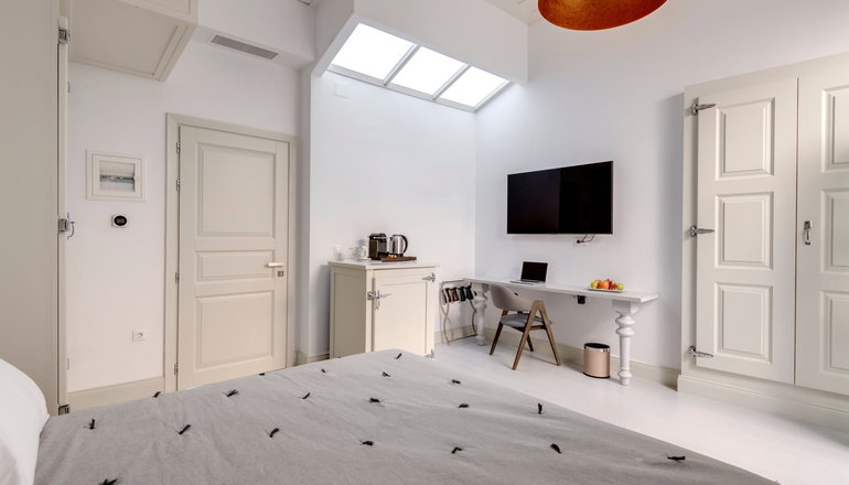 Skylight Suites