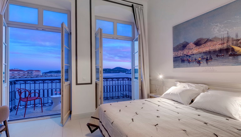 Skylight Suites