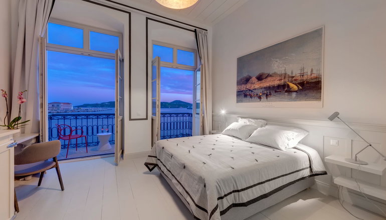 Skylight Suites