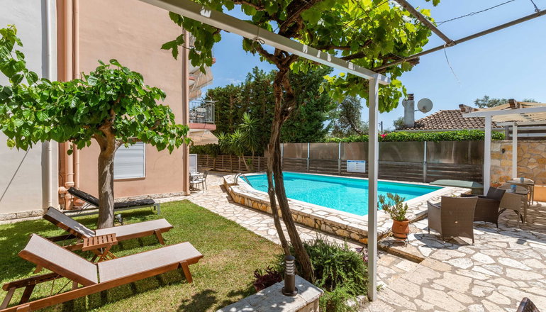 Harmony Apartments - Σύβοτα