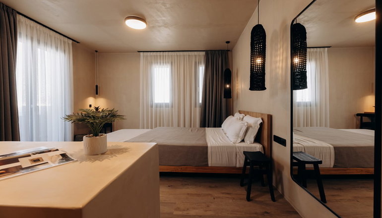 Princess Luxury Suites - Αγία Άννα, Νάξος