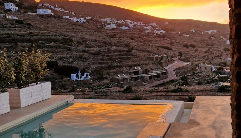 Ivy's Natural Resort -  Αρνάδος, Τήνος
