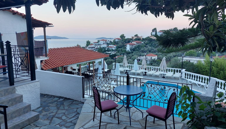 Fengeros Village - Μεγάλη Άμμος, Σκιάθος