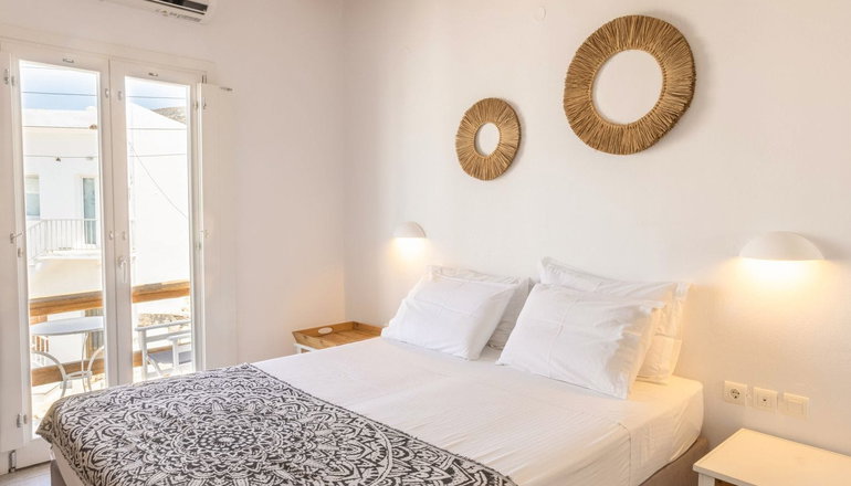 Parosquare Central Suites - Παροικιά, Πάρος