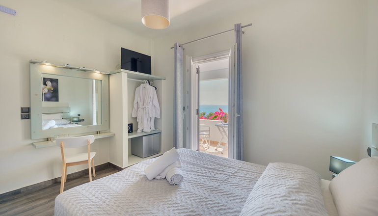Aegean Paradiso Vacation Club  -  Αζόλιμνος, Σύρος