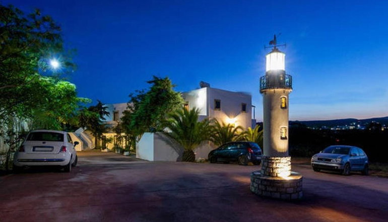 Contaratos Holiday Lettings - Λιβάδι, Κύθηρα