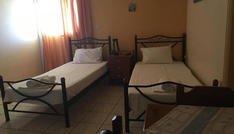 Contaratos Holiday Lettings - Λιβάδι, Κύθηρα