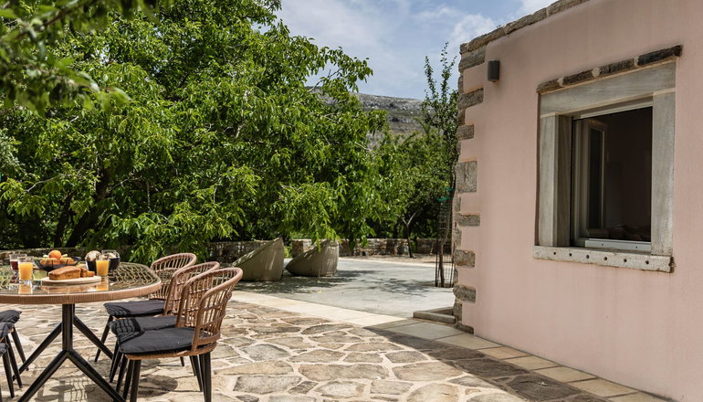 Serenity Village - Απείρανθος, Νάξος