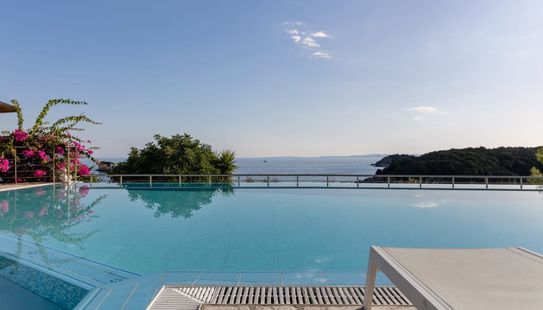 4* Costa Smeralda - Σύβοτα
