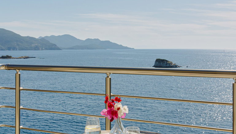4* Costa Smeralda - Σύβοτα