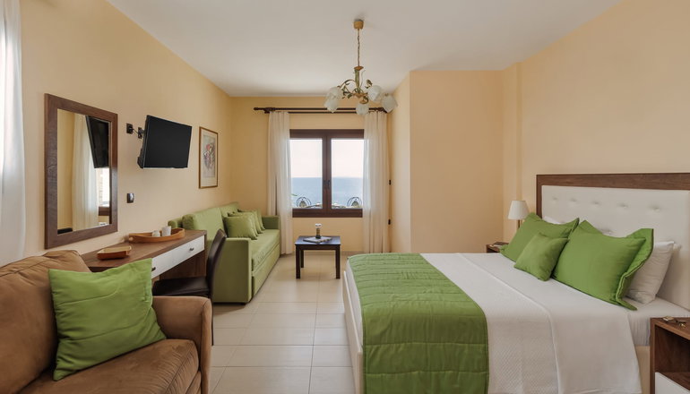 4* Costa Smeralda - Σύβοτα
