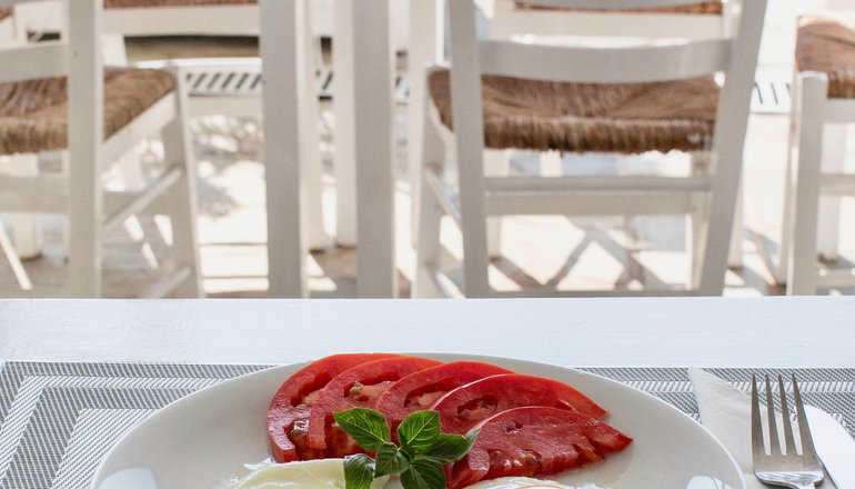 Paradisos Guesthouse - Άγιοι Πάντες, Γαλαξίδι